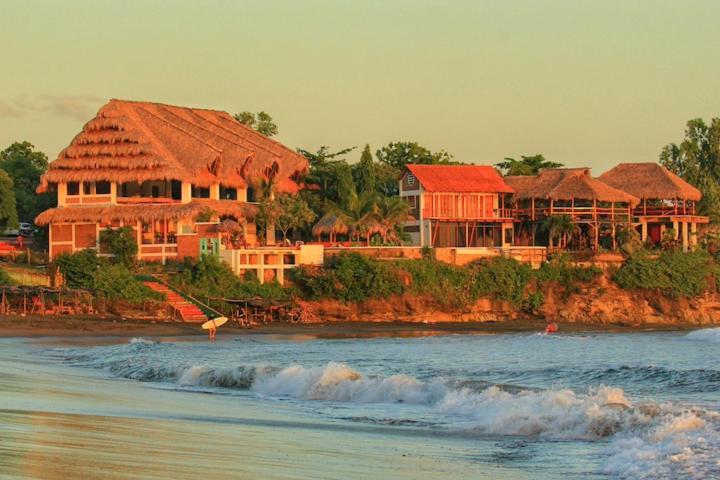 Villa Miramar Surfcamp Puerto Sandino Exterior foto