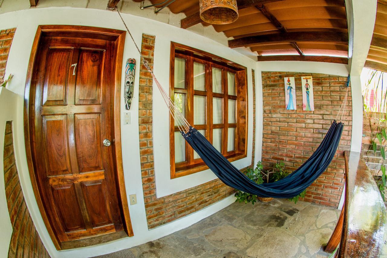 Villa Miramar Surfcamp Puerto Sandino Exterior foto
